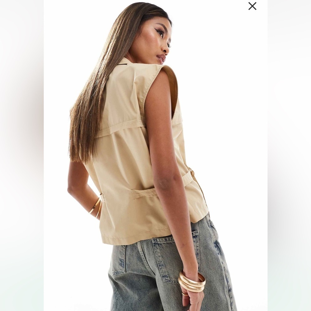Tan Utility Vest. Size 4 - NWT - Picture 2 of 3